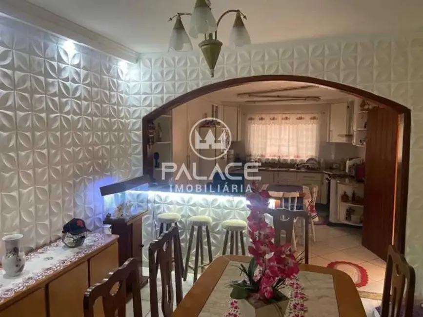 Casa com 3 quartos à venda, 220m2 em Piracicaba - SP - imagem 8 Foto 8 de Casa com 3 quartos à venda, 220m2 em Piracicaba - SP