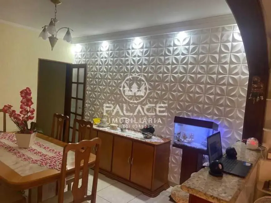 Casa com 3 quartos à venda, 220m2 em Piracicaba - SP - imagem 9 Foto 9 de Casa com 3 quartos à venda, 220m2 em Piracicaba - SP