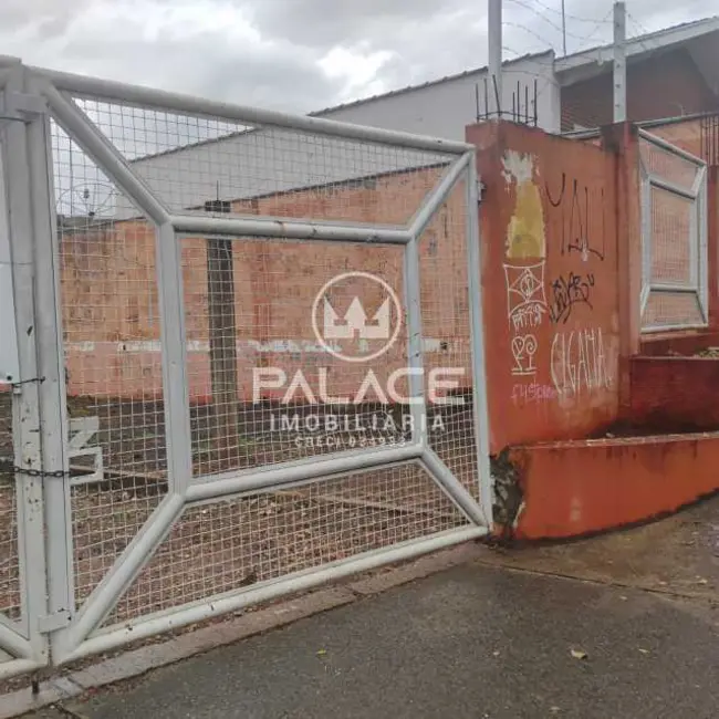 Terreno / Lote para alugar, 650m2 em Piracicaba - SP - imagem 1 Foto 1 de Terreno / Lote para alugar, 650m2 em Piracicaba - SP