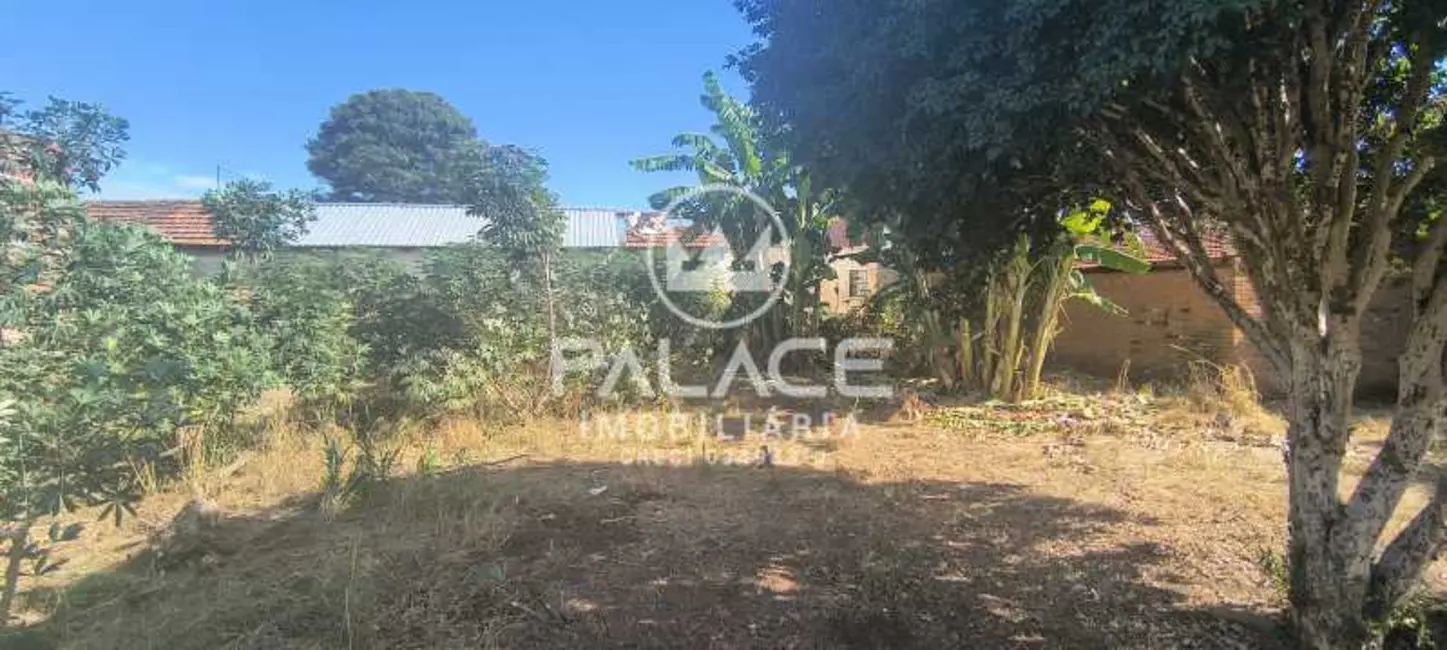Terreno / Lote à venda, 1300m2 em Piracicaba - SP - imagem 8 Foto 8 de Terreno / Lote à venda, 1300m2 em Piracicaba - SP