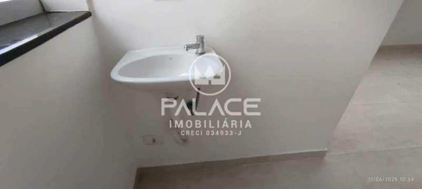 Foto 3 de Sala Comercial para alugar, 135m2 em Piracicaba - SP