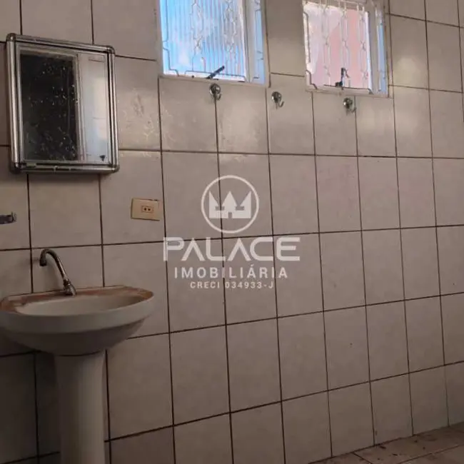 Casa com 2 quartos para alugar, 61m2 em Piracicaba - SP - imagem 8 Foto 8 de Casa com 2 quartos para alugar, 61m2 em Piracicaba - SP