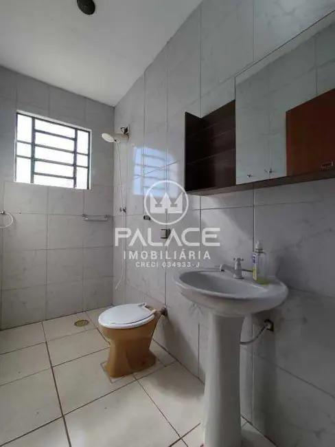 Foto 8 de Chácara com 2 quartos à venda e para alugar, 158m2 em Piracicaba - SP