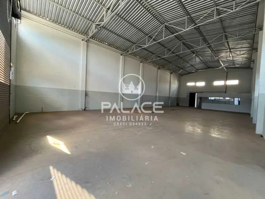 Foto 4 de Loja para alugar, 402m2 em Piracicaba - SP