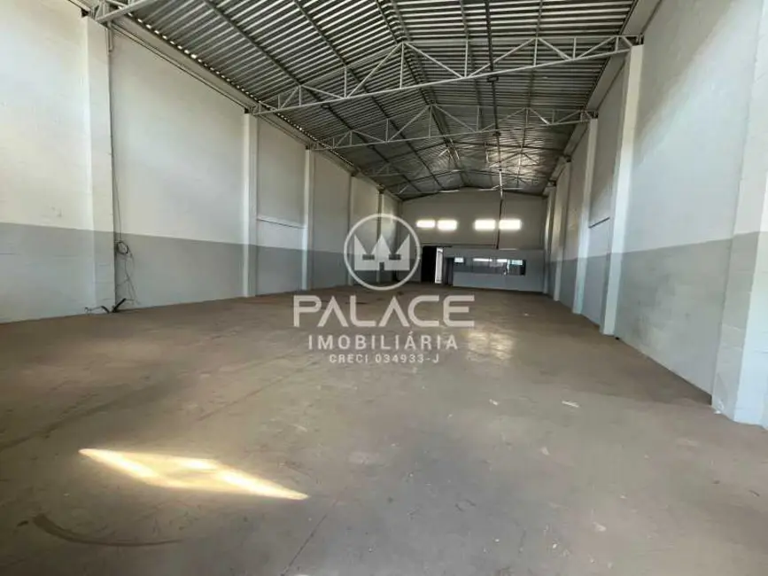 Foto 3 de Loja para alugar, 402m2 em Piracicaba - SP