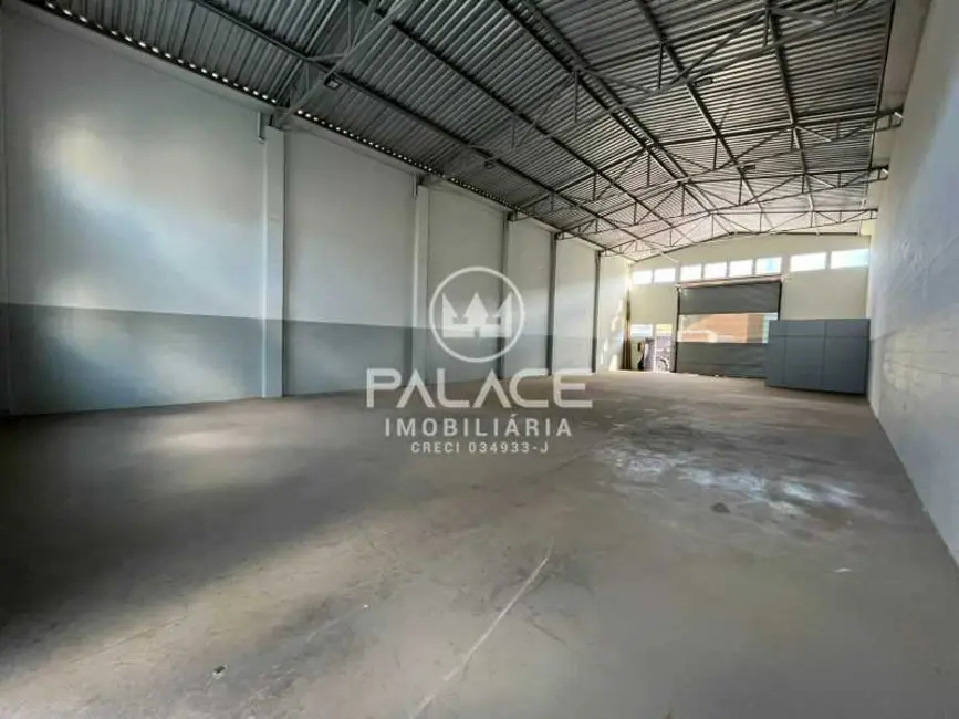 Foto 3 de Loja para alugar, 402m2 em Piracicaba - SP