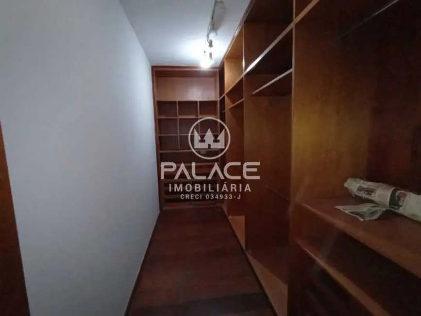 Casa de Condomínio com 3 quartos para alugar, 292m2 em Piracicaba - SP - imagem 9 Foto 9 de Casa de Condomínio com 3 quartos para alugar, 292m2 em Piracicaba - SP
