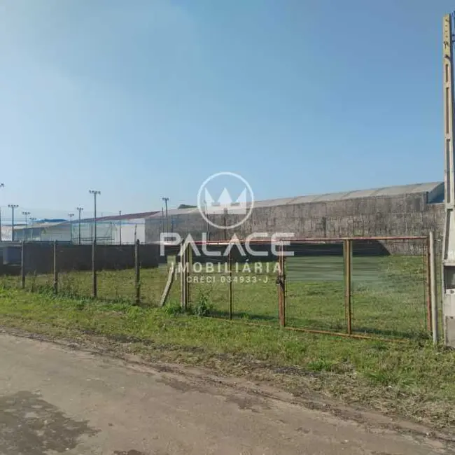 Foto 1 de Terreno / Lote para alugar, 1690m2 em Piracicaba - SP