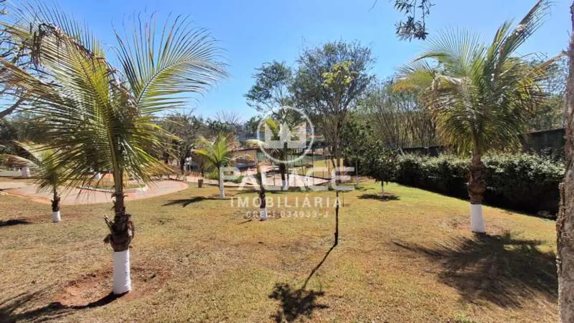 Foto 1 de Terreno / Lote à venda, 280m2 em Piracicaba - SP