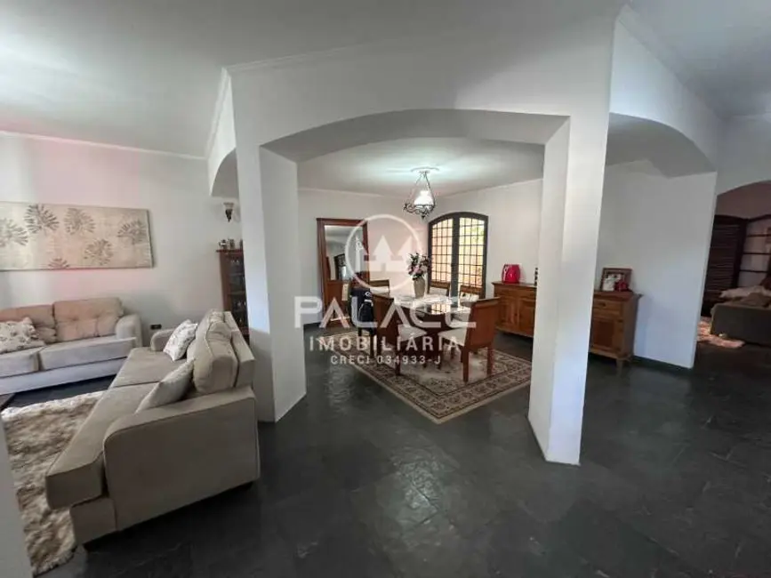 Foto 3 de Casa com 3 quartos à venda, 337m2 em Piracicaba - SP