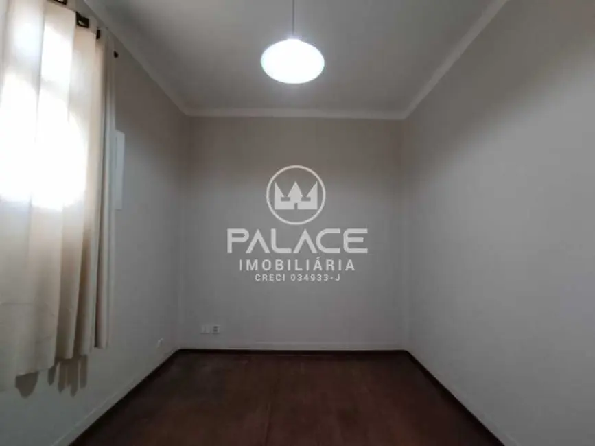 Foto 8 de Casa com 4 quartos para alugar, 197m2 em Piracicaba - SP