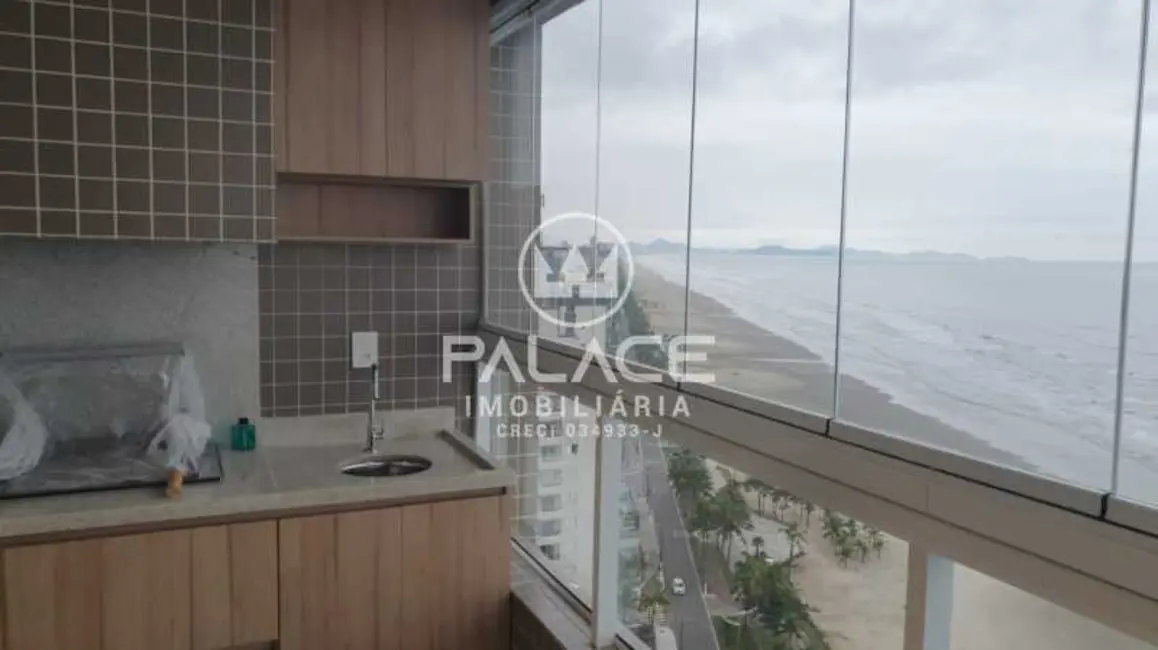 Foto 2 de Apartamento com 2 quartos à venda, 72m2 em Praia Grande - SP