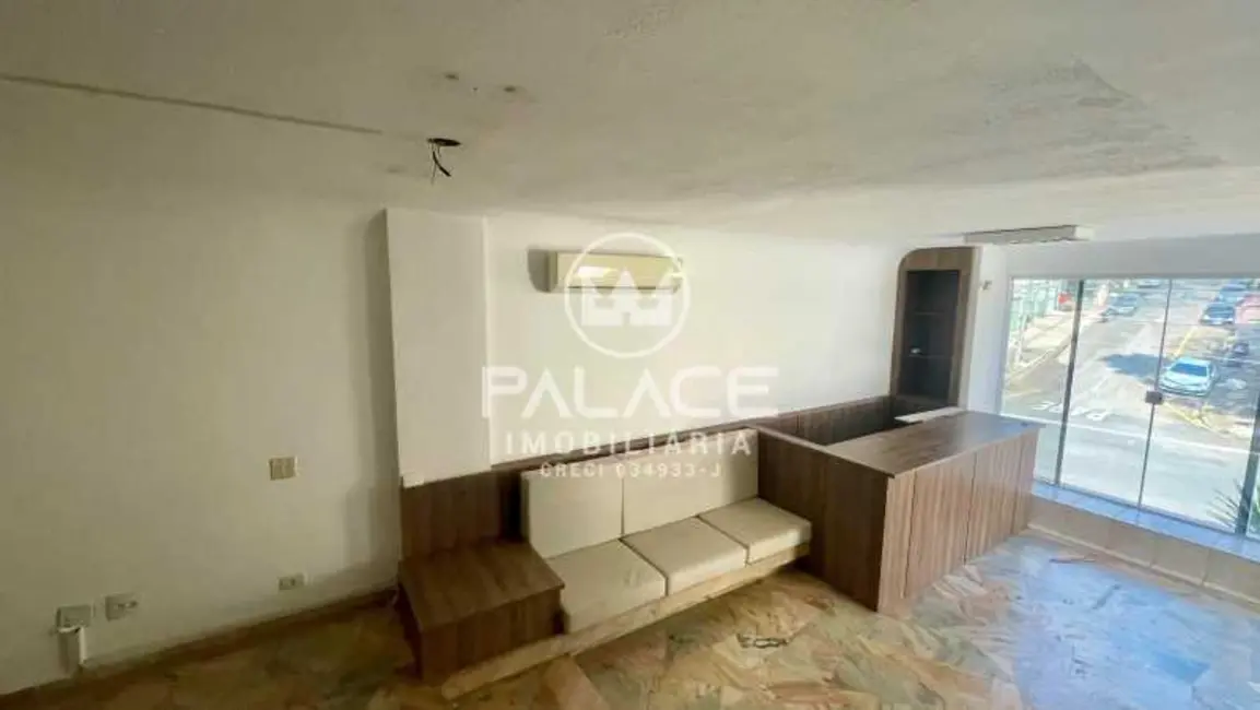 Foto 2 de Casa Comercial à venda e para alugar, 257m2 em Piracicaba - SP