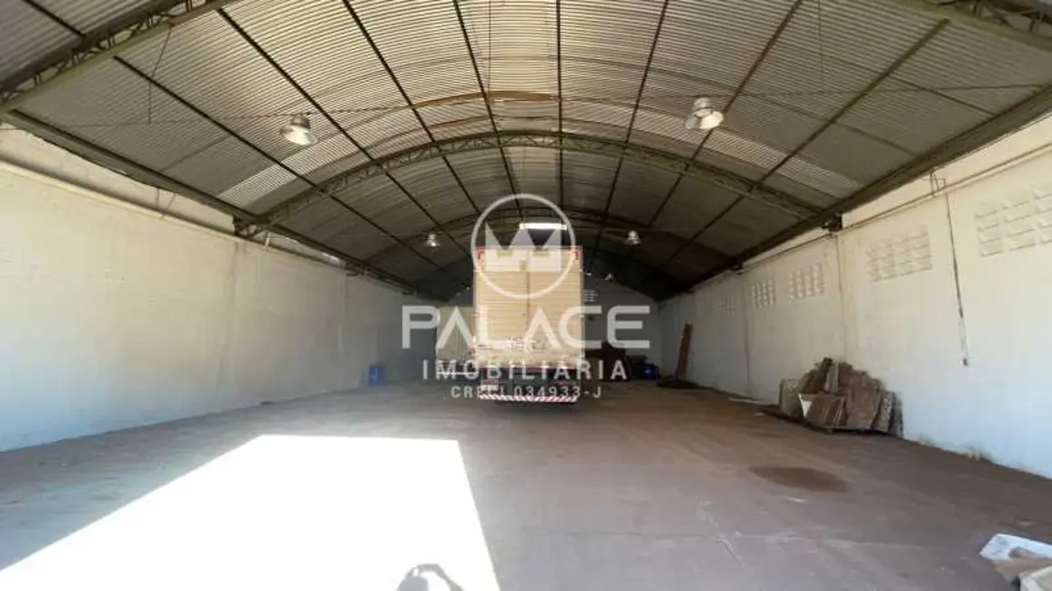 Foto 2 de Loja para alugar, 456m2 em Piracicaba - SP