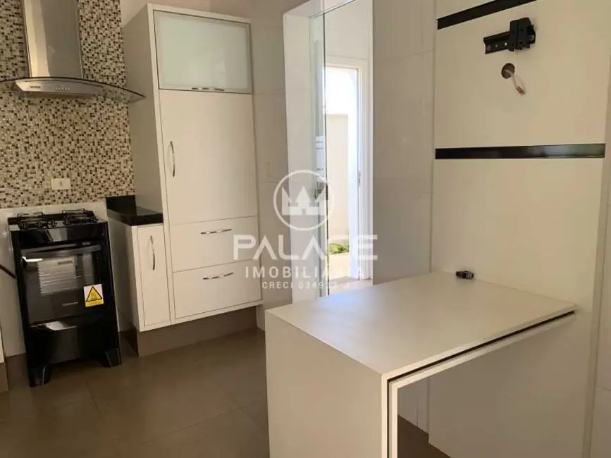 Casa de Condomínio com 3 quartos para alugar, 350m2 em Piracicaba - SP - imagem 7 Foto 7 de Casa de Condomínio com 3 quartos para alugar, 350m2 em Piracicaba - SP