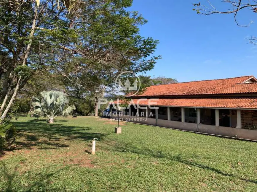 Foto 3 de Chácara com 3 quartos à venda, 195m2 em Sao Pedro - SP