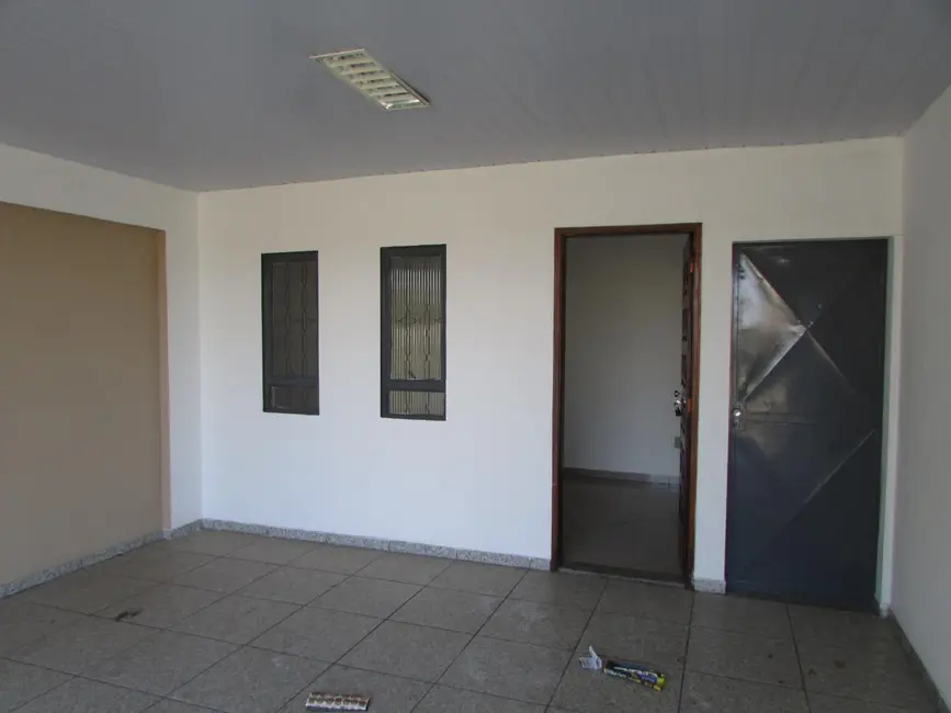 Foto 2 de Casa com 2 quartos para alugar, 80m2 em Piracicaba - SP