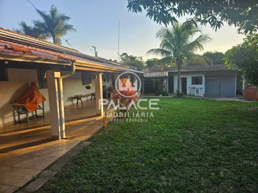 Foto 2 de Chácara com 2 quartos à venda, 200m2 em Piracicaba - SP