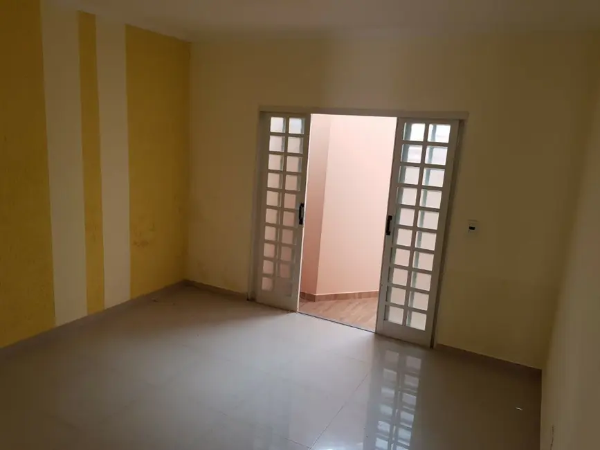Casa com 2 quartos à venda, 166m2 em Piracicaba - SP - imagem 7 Foto 7 de Casa com 2 quartos à venda, 166m2 em Piracicaba - SP