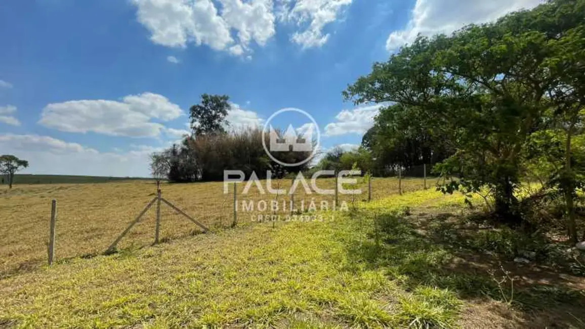 Foto 1 de Sítio / Rancho com 5 quartos à venda, 200m2 em Piracicaba - SP
