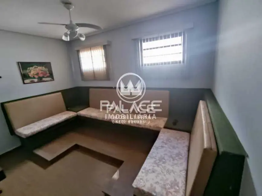 Casa Comercial com 4 quartos para alugar, 302m2 em Piracicaba - SP - imagem 6 Foto 6 de Casa Comercial com 4 quartos para alugar, 302m2 em Piracicaba - SP