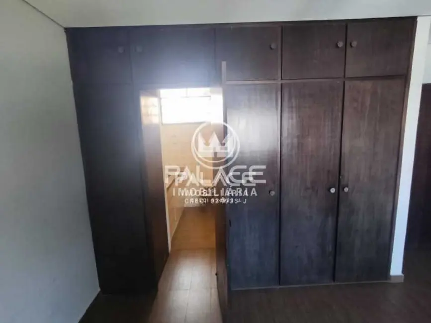 Casa Comercial com 4 quartos para alugar, 302m2 em Piracicaba - SP - imagem 8 Foto 8 de Casa Comercial com 4 quartos para alugar, 302m2 em Piracicaba - SP