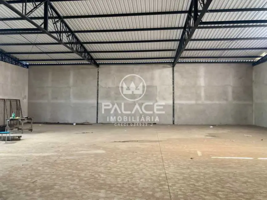 Loja para alugar, 430m2 em Piracicaba - SP - imagem 7 Foto 7 de Loja para alugar, 430m2 em Piracicaba - SP