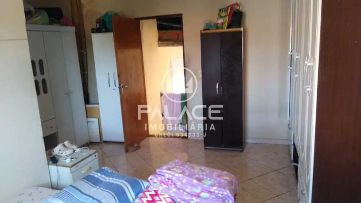 Foto 2 de Casa com 4 quartos à venda, 180m2 em Piracicaba - SP