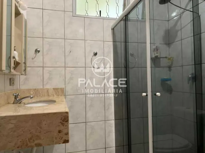 Foto 7 de Chácara com 2 quartos para alugar, 150m2 em Sao Pedro - SP