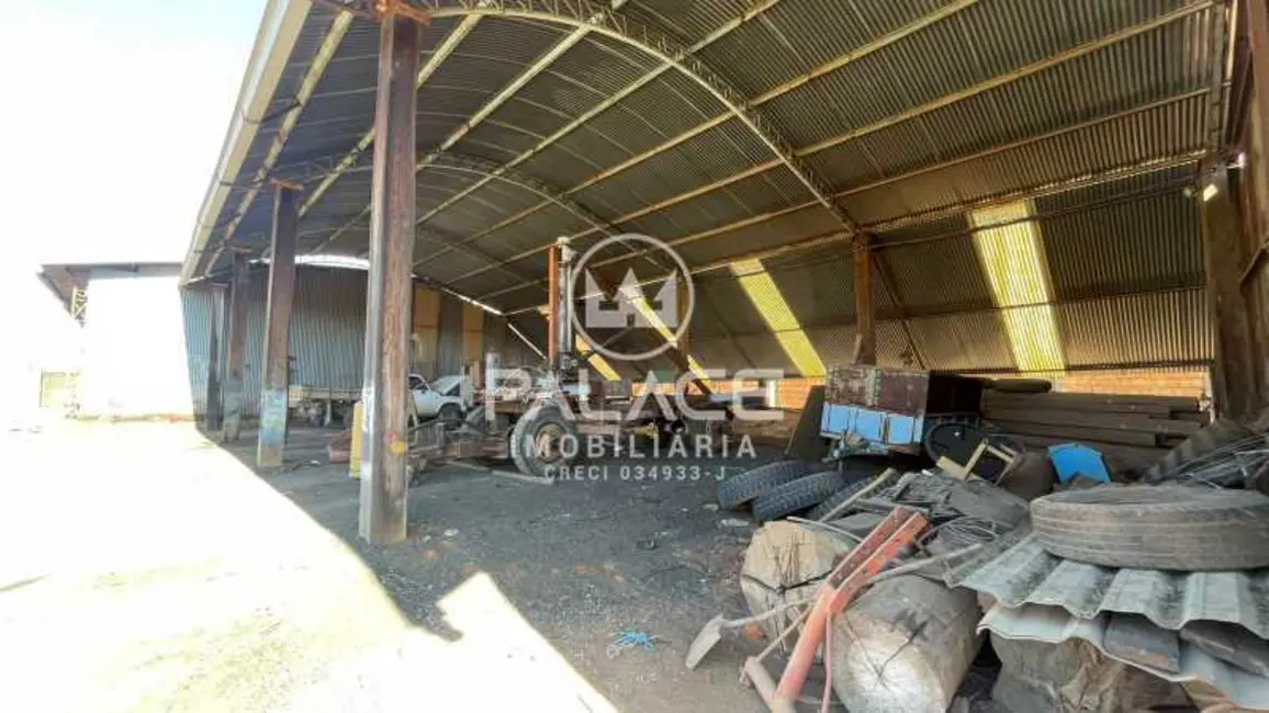 Chácara com 3 quartos para alugar, 12400m2 em Piracicaba - SP - imagem 4 Foto 4 de Chácara com 3 quartos para alugar, 12400m2 em Piracicaba - SP