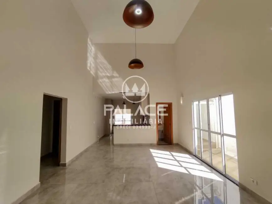 Casa de Condomínio com 3 quartos para alugar, 209m2 em Piracicaba - SP - imagem 4 Foto 4 de Casa de Condomínio com 3 quartos para alugar, 209m2 em Piracicaba - SP