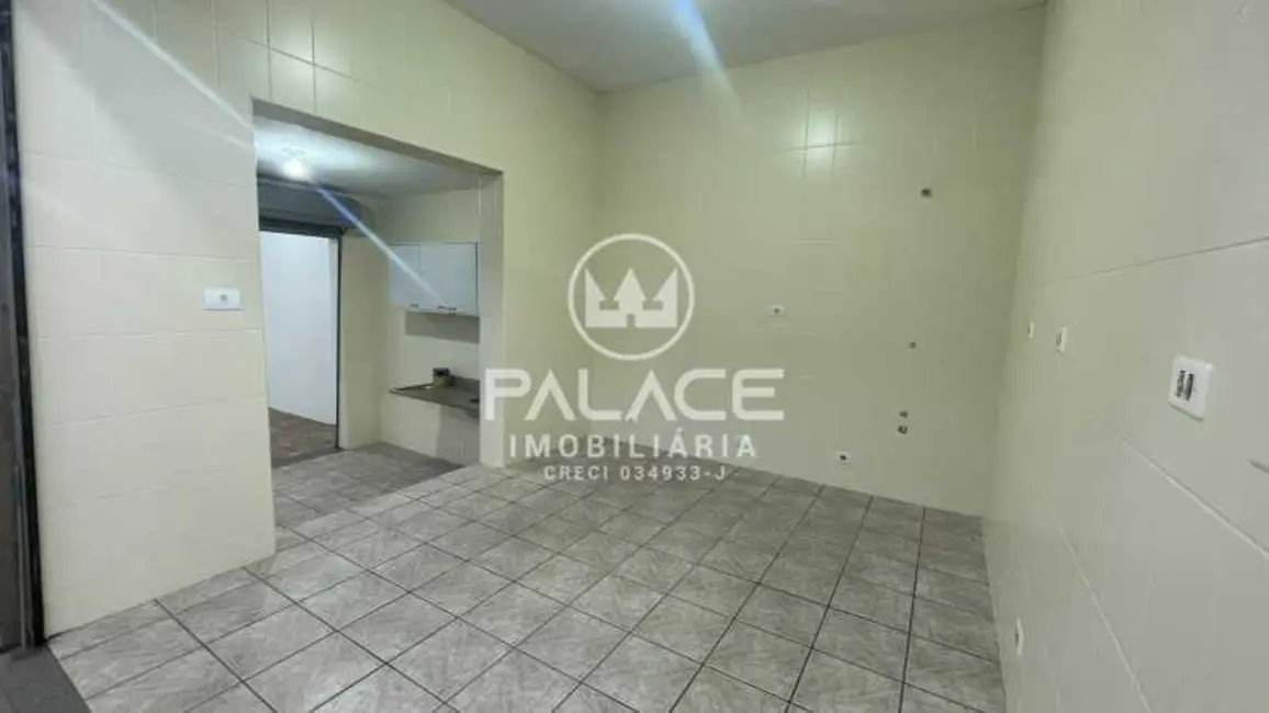 Loja à venda e para alugar, 444m2 em Piracicaba - SP - imagem 5 Foto 5 de Loja à venda e para alugar, 444m2 em Piracicaba - SP