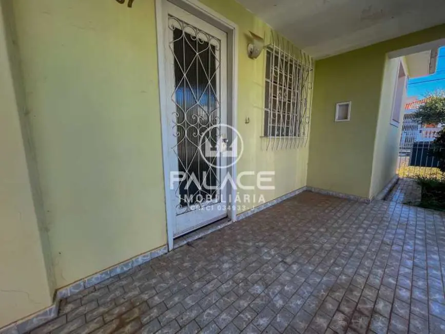 Foto 2 de Casa com 3 quartos para alugar, 130m2 em Piracicaba - SP