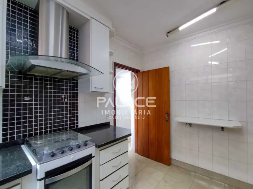 Casa com 3 quartos para alugar, 192m2 em Piracicaba - SP - imagem 9 Foto 9 de Casa com 3 quartos para alugar, 192m2 em Piracicaba - SP