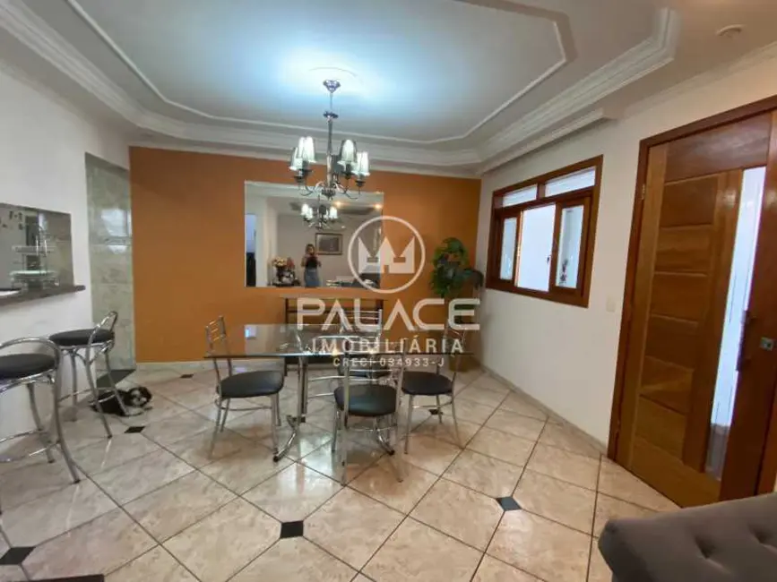 Foto 4 de Casa com 4 quartos à venda, 166m2 em Piracicaba - SP