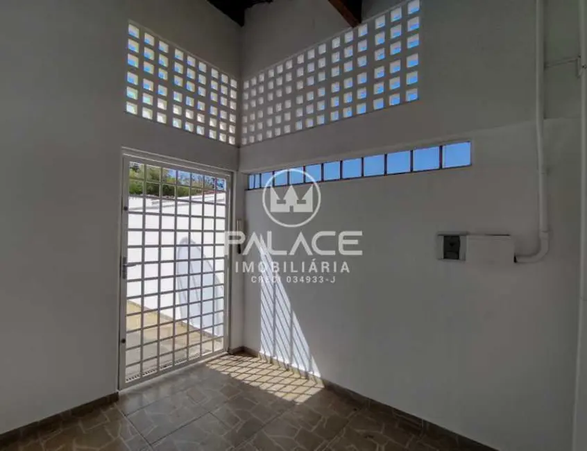 Casa com 3 quartos para alugar, 60m2 em Piracicaba - SP - imagem 8 Foto 8 de Casa com 3 quartos para alugar, 60m2 em Piracicaba - SP