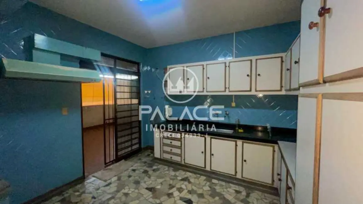 Foto 8 de Casa com 4 quartos para alugar, 253m2 em Piracicaba - SP