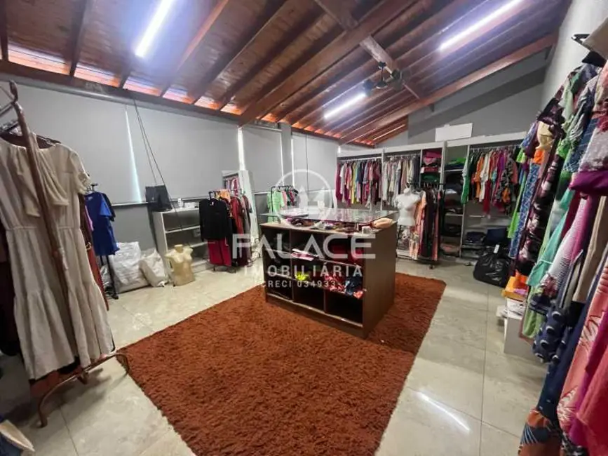 Casa com 3 quartos à venda e para alugar, 300m2 em Piracicaba - SP - imagem 9 Foto 9 de Casa com 3 quartos à venda e para alugar, 300m2 em Piracicaba - SP