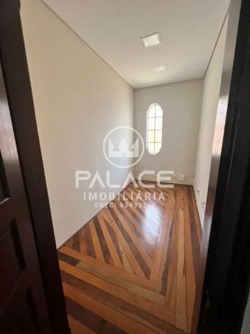Foto 9 de Casa Comercial com 10 quartos para alugar, 342m2 em Piracicaba - SP