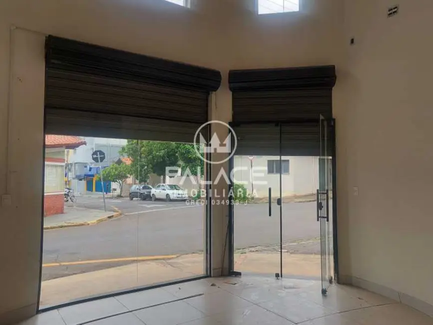 Foto 1 de Loja para alugar, 45m2 em Piracicaba - SP