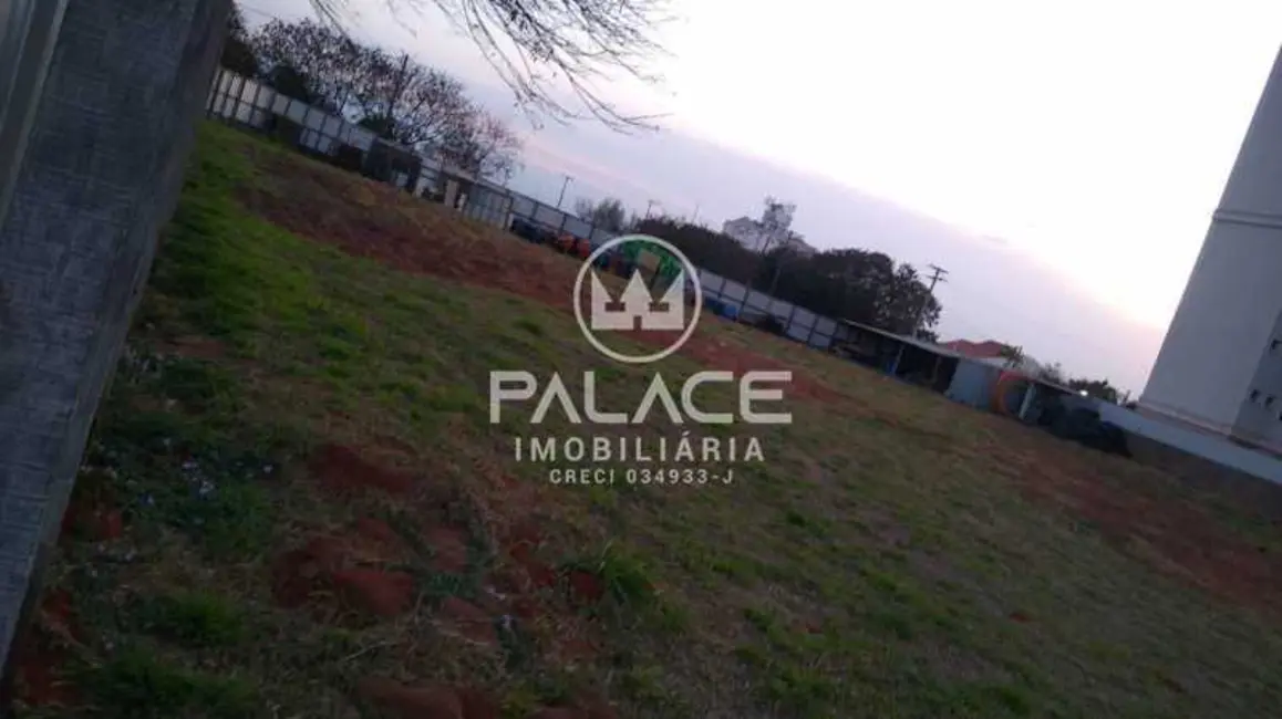 Foto 2 de Terreno / Lote à venda, 3180m2 em Piracicaba - SP