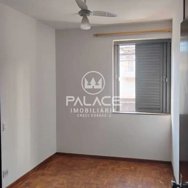 Casa Comercial com 3 quartos para alugar, 433m2 em Piracicaba - SP - imagem 6 Foto 6 de Casa Comercial com 3 quartos para alugar, 433m2 em Piracicaba - SP