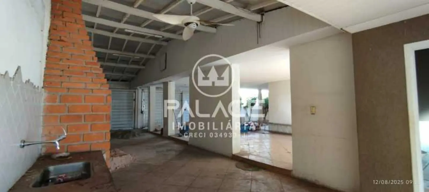 Foto 3 de Casa com 4 quartos para alugar, 383m2 em Piracicaba - SP