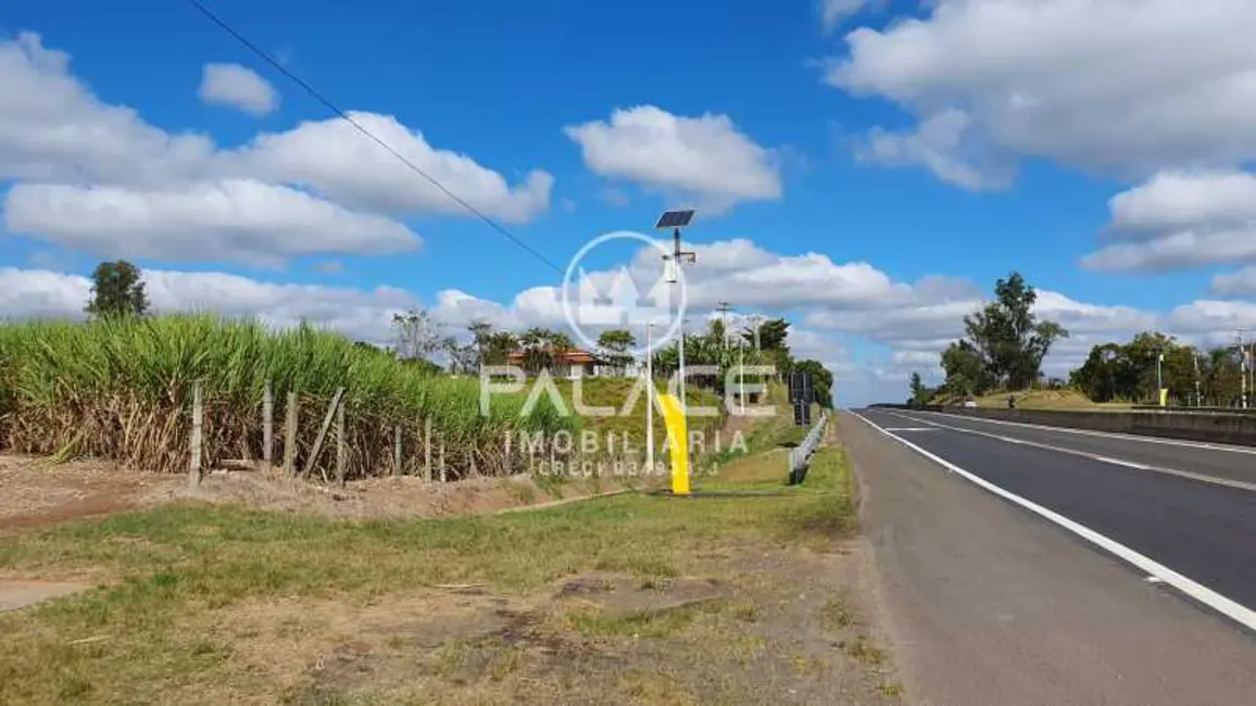Foto 5 de Sítio / Rancho com 3 quartos à venda, 160m2 em Tiete - SP
