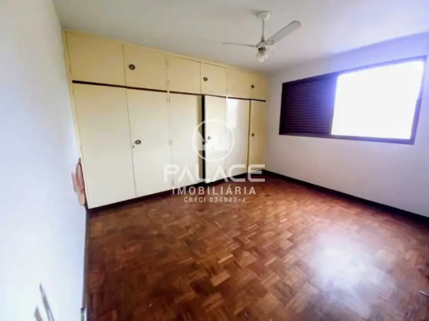 Foto 8 de Casa com 4 quartos para alugar, 300m2 em Piracicaba - SP