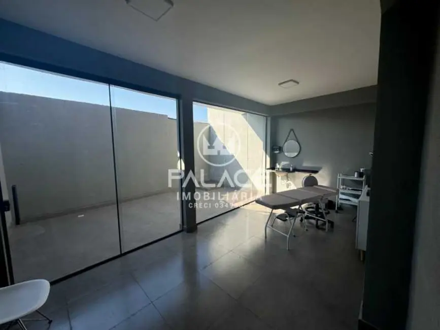 Casa com 4 quartos à venda, 207m2 em Piracicaba - SP - imagem 1 Foto 1 de Casa com 4 quartos à venda, 207m2 em Piracicaba - SP