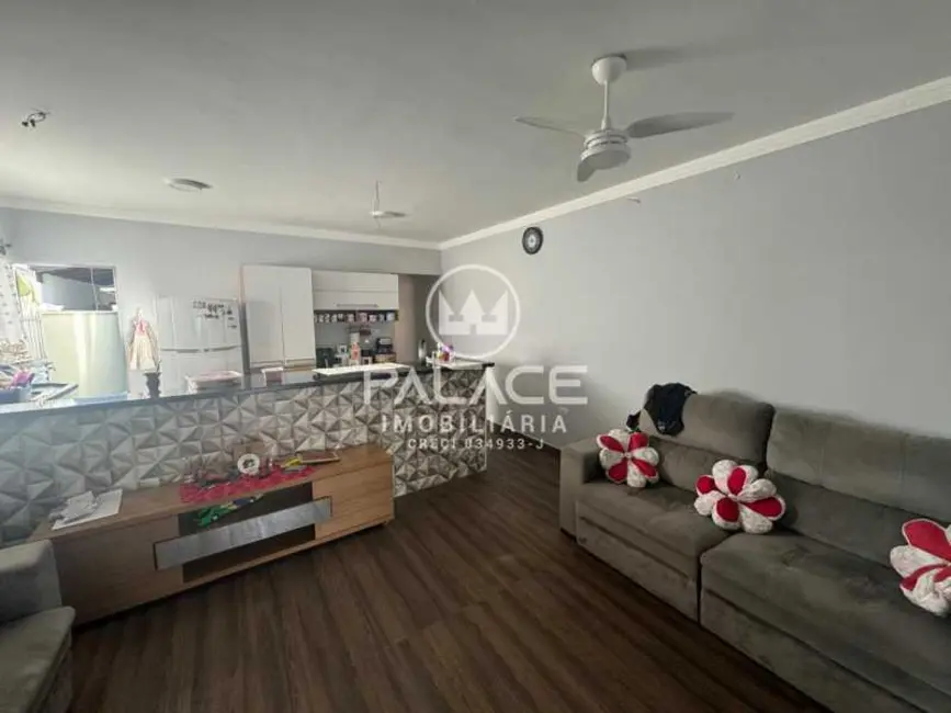 Casa com 4 quartos à venda, 207m2 em Piracicaba - SP - imagem 3 Foto 3 de Casa com 4 quartos à venda, 207m2 em Piracicaba - SP