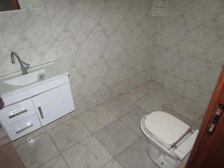 Casa com 2 quartos para alugar, 83m2 em Piracicaba - SP - imagem 7 Foto 7 de Casa com 2 quartos para alugar, 83m2 em Piracicaba - SP