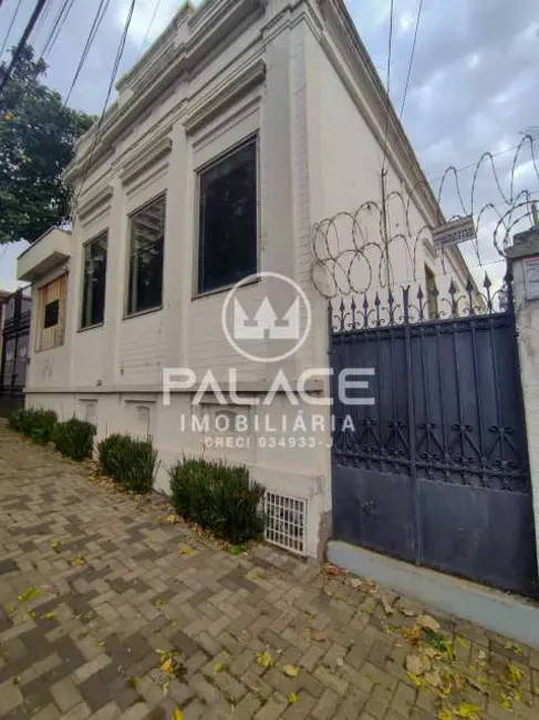 Foto 1 de Casa à venda e para alugar, 235m2 em Piracicaba - SP
