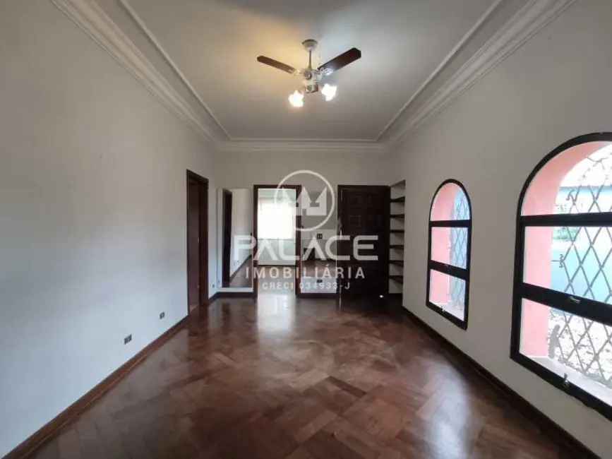 Foto 5 de Casa Comercial com 3 quartos para alugar, 284m2 em Piracicaba - SP